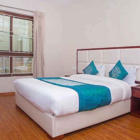 Oyo 16773 Hillcrest Metro Hotel Ooty Exterior photo